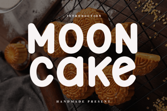 Introducing Mooncake: A Playful Display Font for Editorial Design